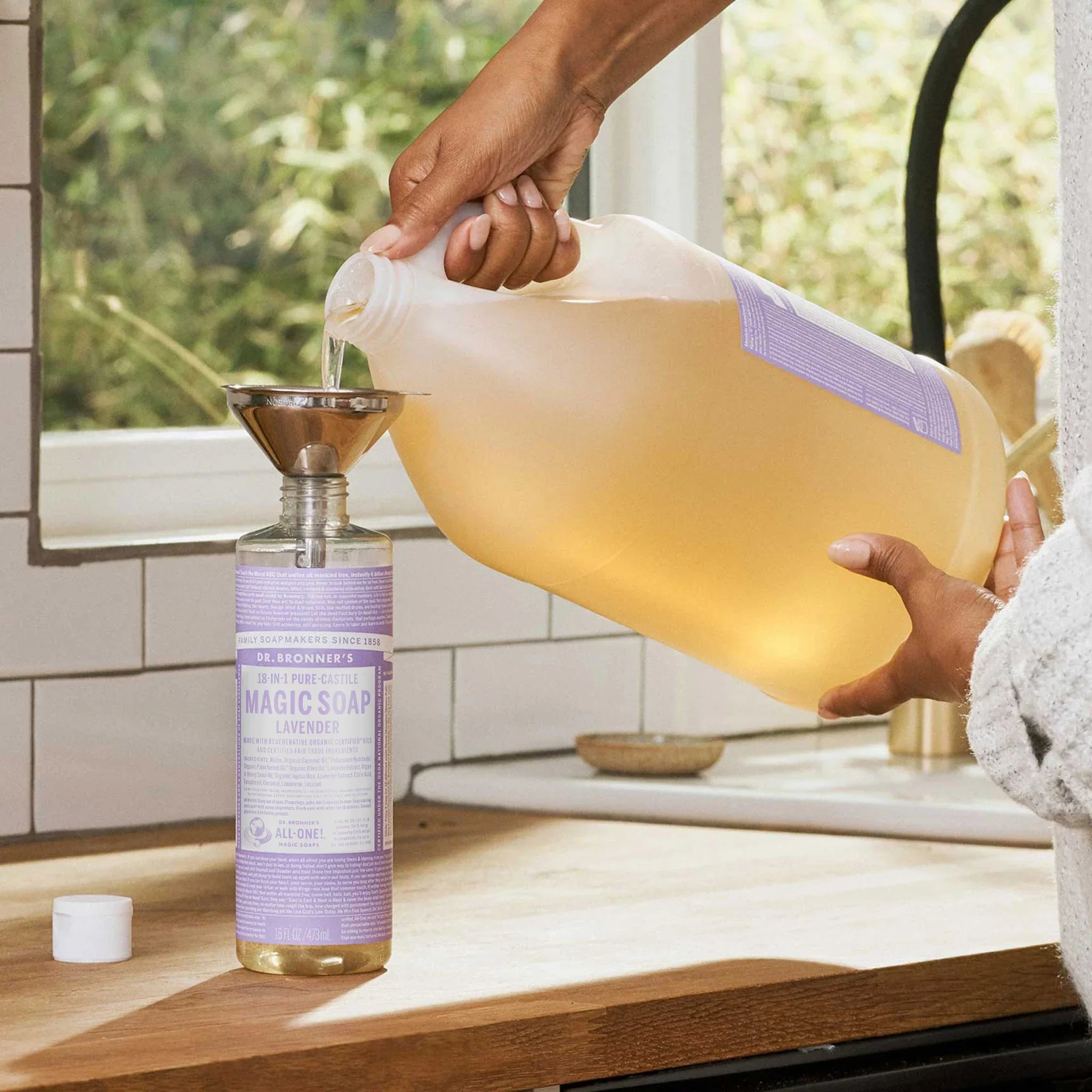 Dr Bronner's Lavender - Pure-Castile Magic Soap